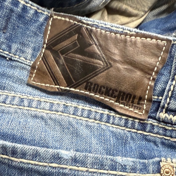 Classic Blue Straight Men's Jeans - Picture 7 of 9